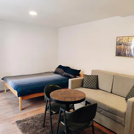 Old Town Apartman